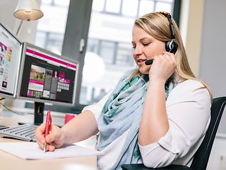 Customer consultant